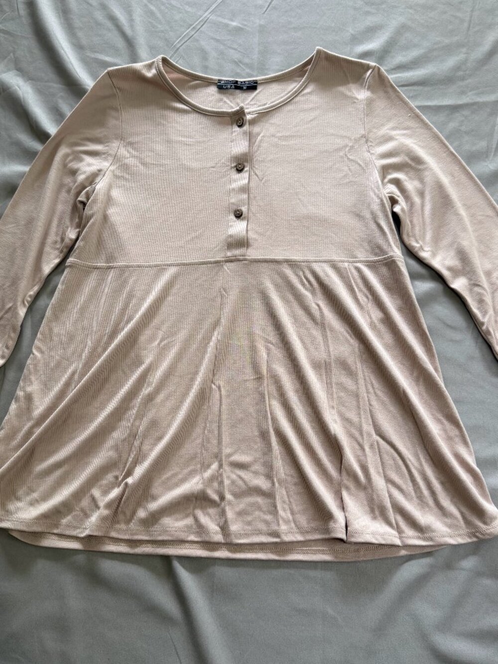 Shop Basic  Woman’s Shirt Tan Color, Size Medium 3/4 Sleeve New Without Tags